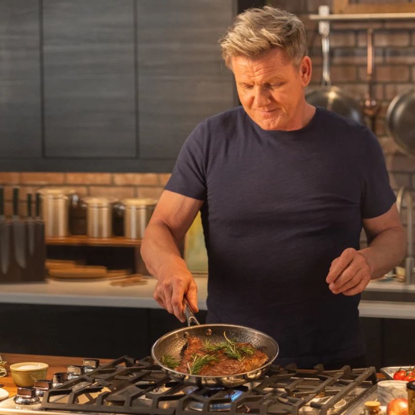 Win Gordon Ramsay's 13pc HexClad Hybrid Cookware Set!